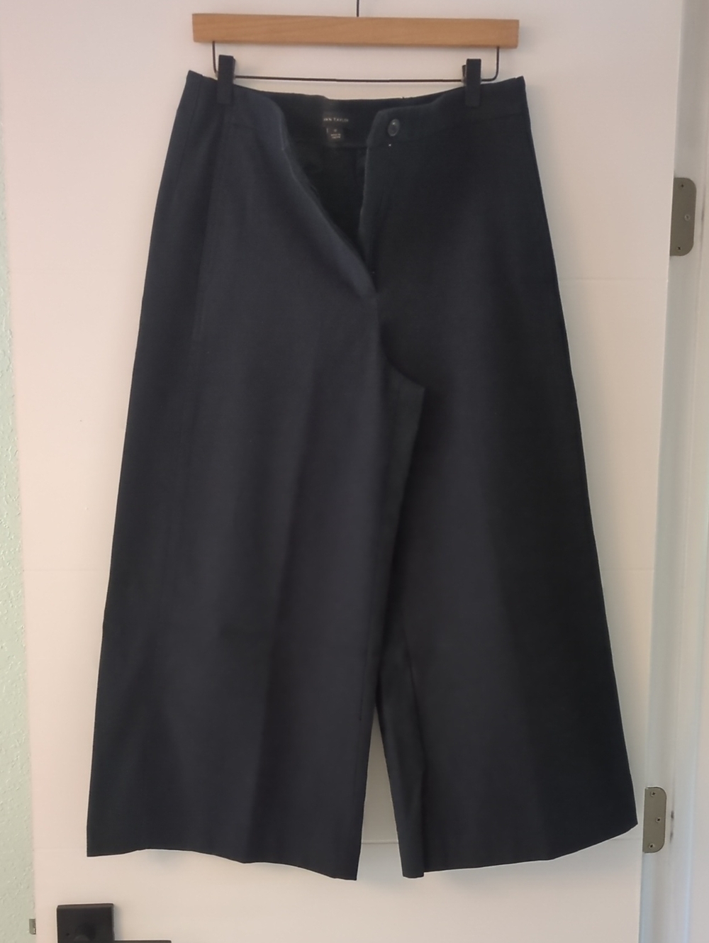 Ann Taylor Navy Wide Leg Cropped Ankle Tailored Pants Sx 12 Career Office Preppy